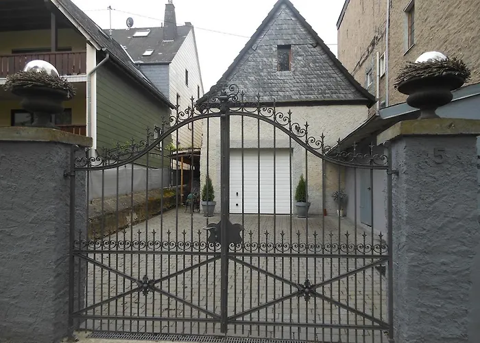 Ferienhaus Mosel * 브라운버그